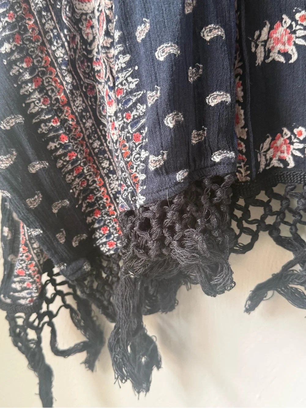 Abercrombie Black Floral Boho Kimono Cover-Up with Fringe Size XS/S